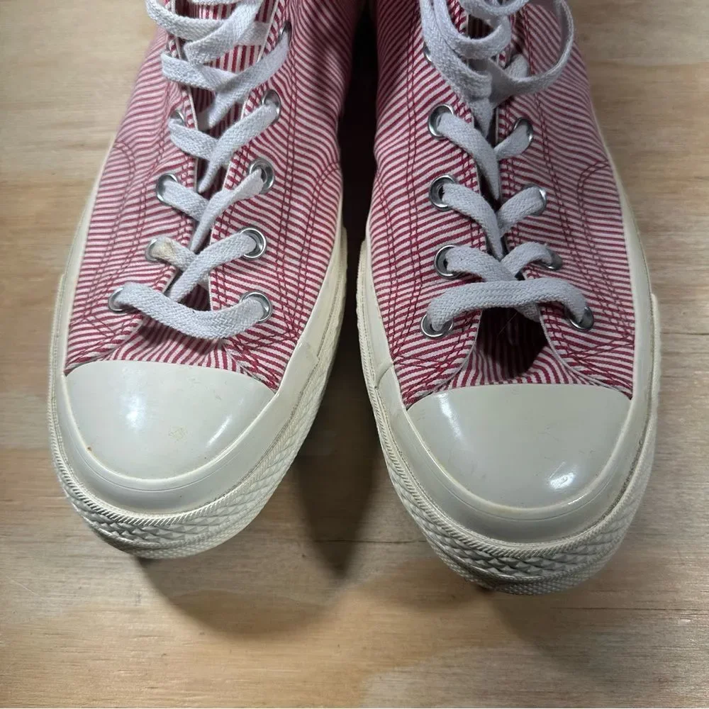 Converse Red and White High-Tops Men’s Size 11 - Picture 5 of 9